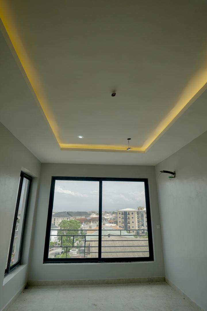 Tastefully Built 3-Bedroom Apartment with BQ on 5th Floor, Off Admiralty Way, Lekki Phase 1